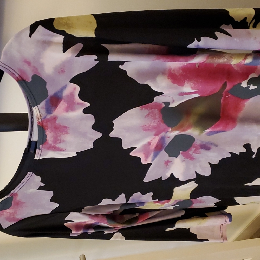 Flora Tunic - Picture 3 of 3